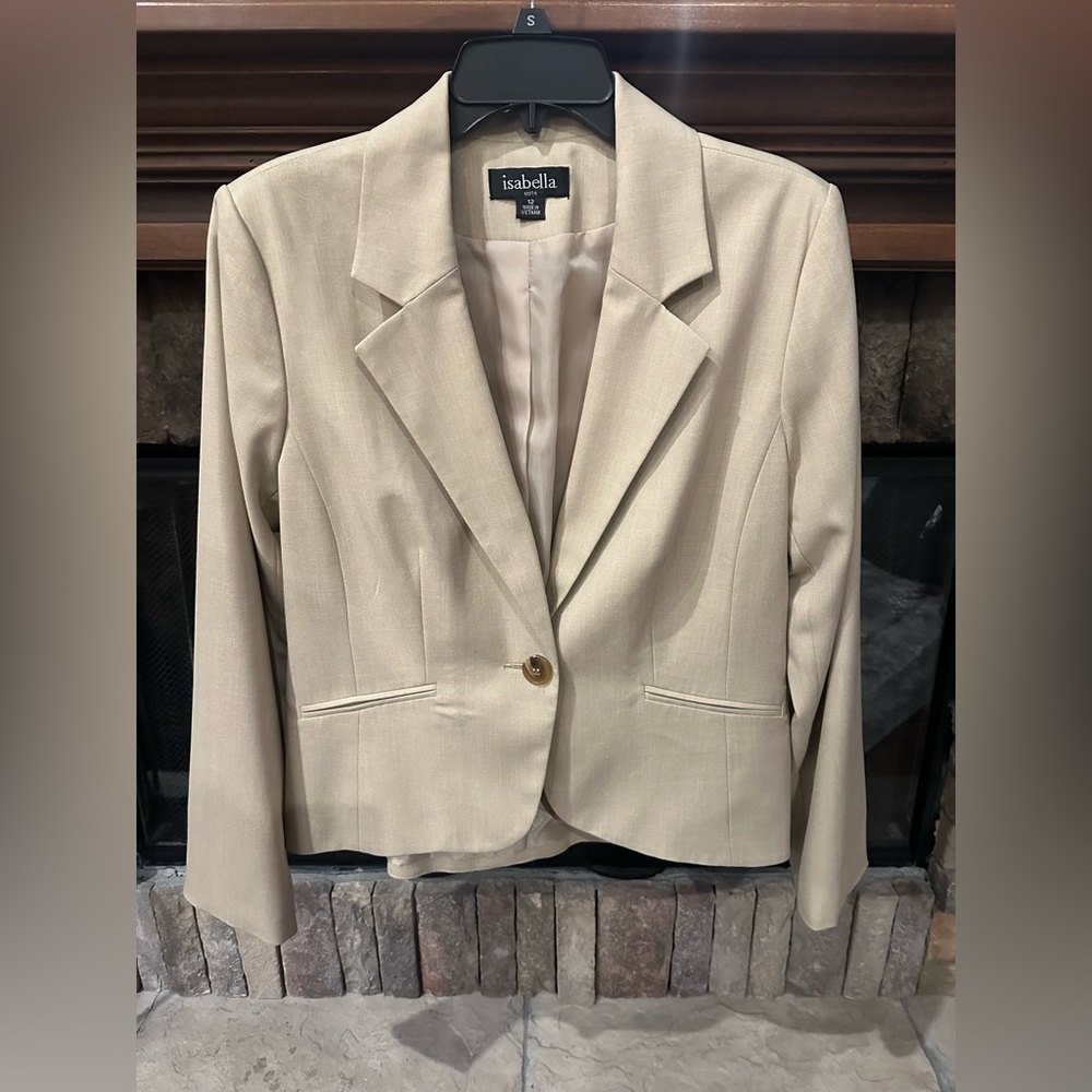 Isabella brand blazer. Never worn. Cream colored. Size 12.